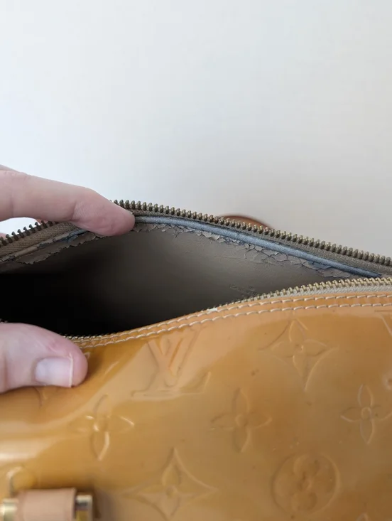 LV Vernis Papillon Shoulder Barrel Bag - Picture 8 of 11